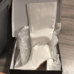 Chic White Women's Heeled Boots